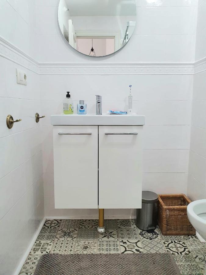 Piso Pescaito - Tarifa Centro Apartment Luaran gambar